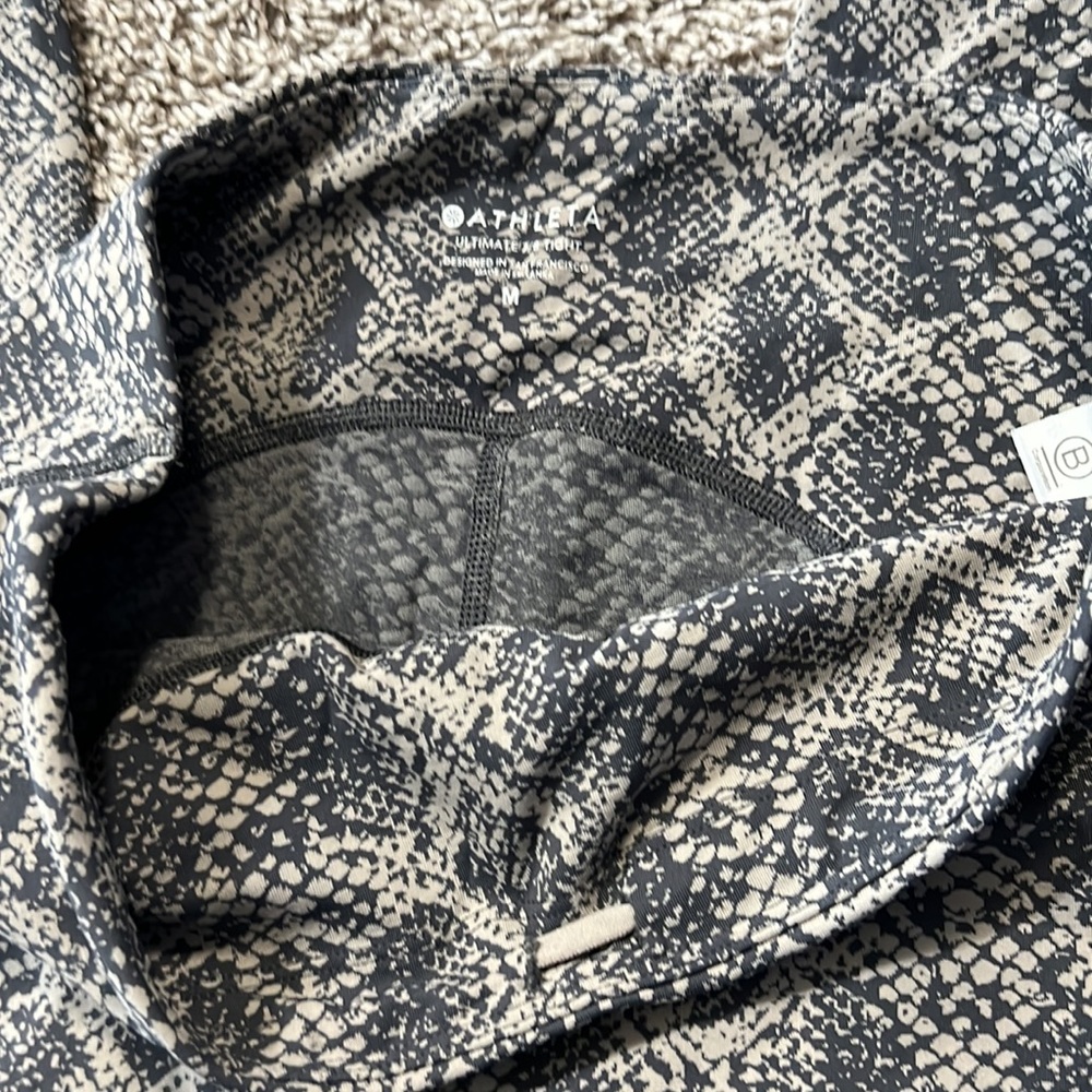 Athleta leggings - Picture 2 of 5